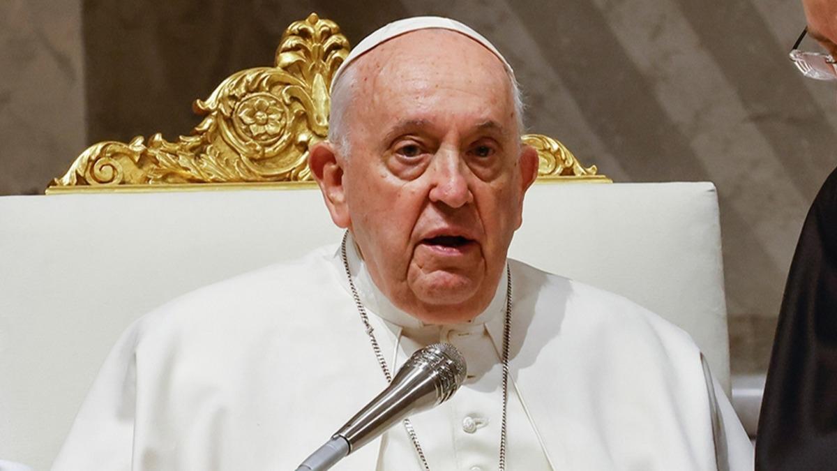 Papa Franciscus hastaneye kaldrld
