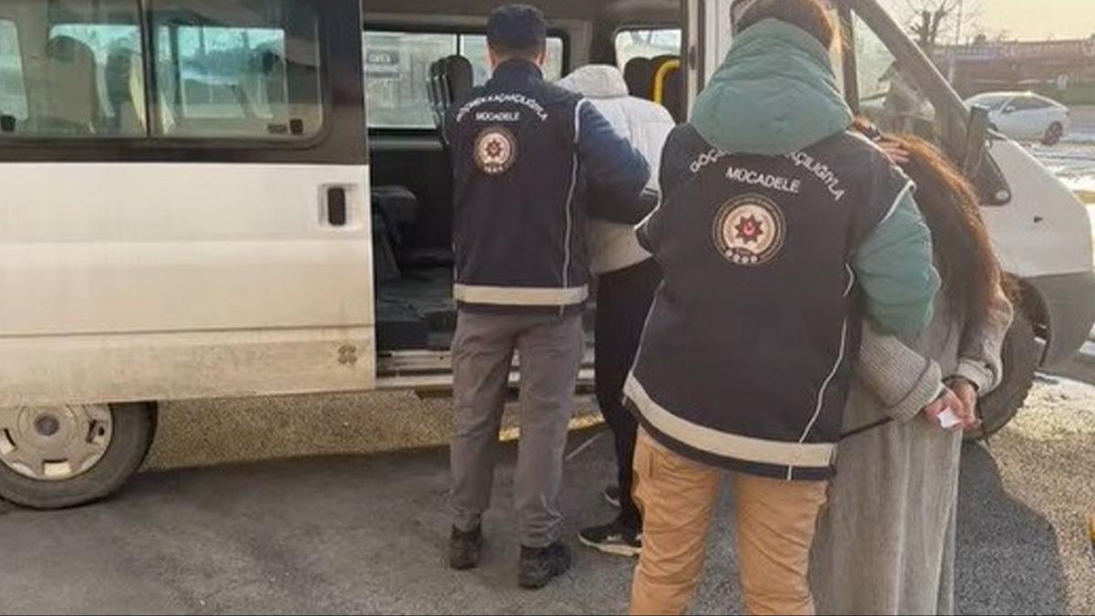 Yasa d yollarla yurda girdii belirlenen 32 dzensiz gmen yakaland