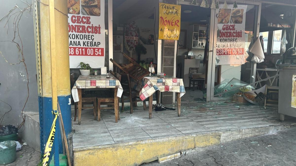 Adana'da restorana kanl saldr: 3 yaral