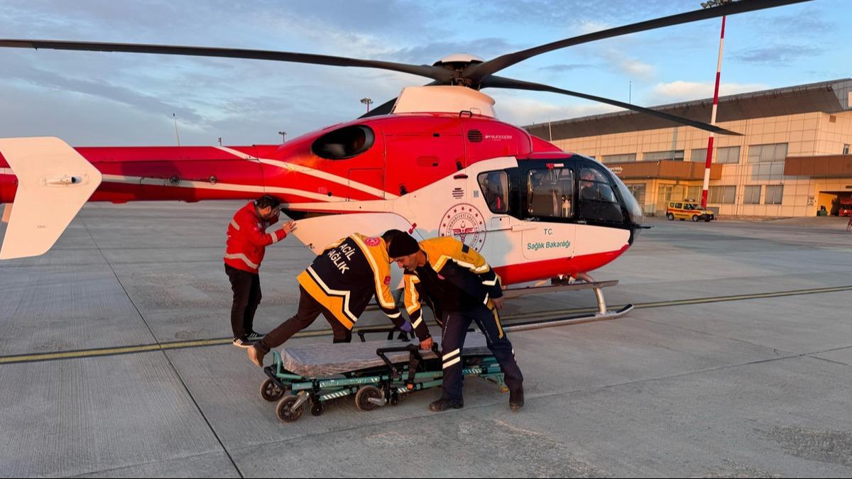 Van'da ambulans helikopter 5 yandaki ocuk iin havaland