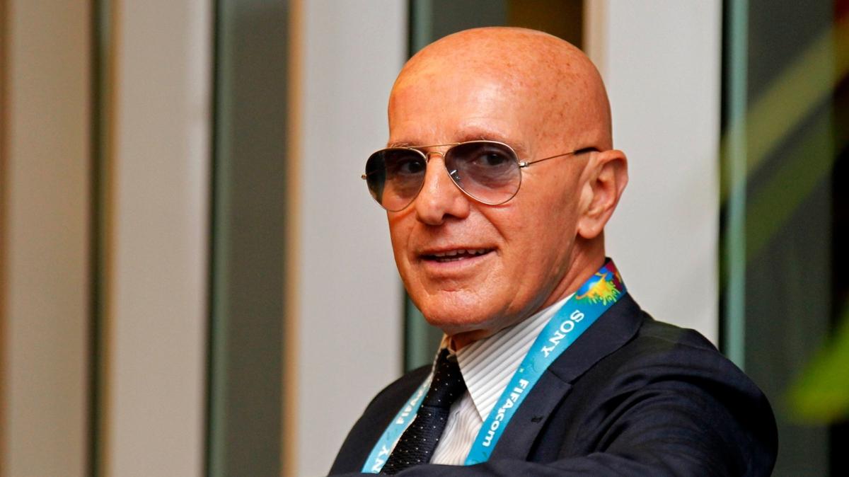 Arrigo Sacchi teknik direktrle geri dnyor