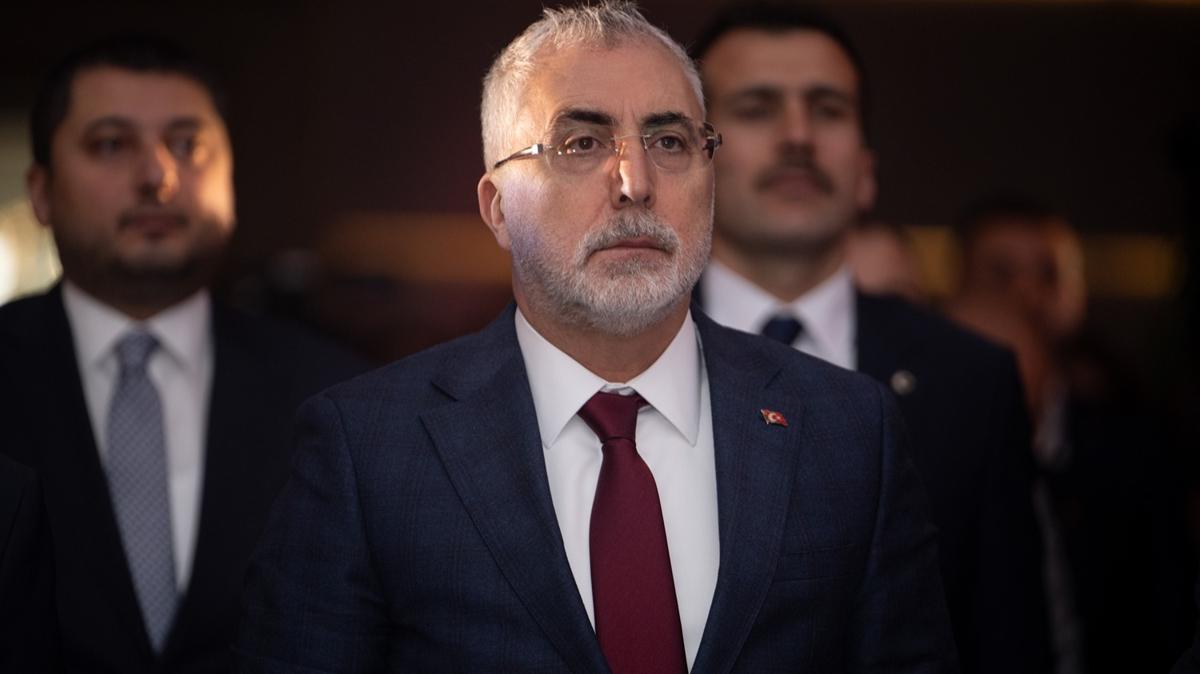 Bakan Ikhan'dan meslek lisesi mezunlarna destek aklamas