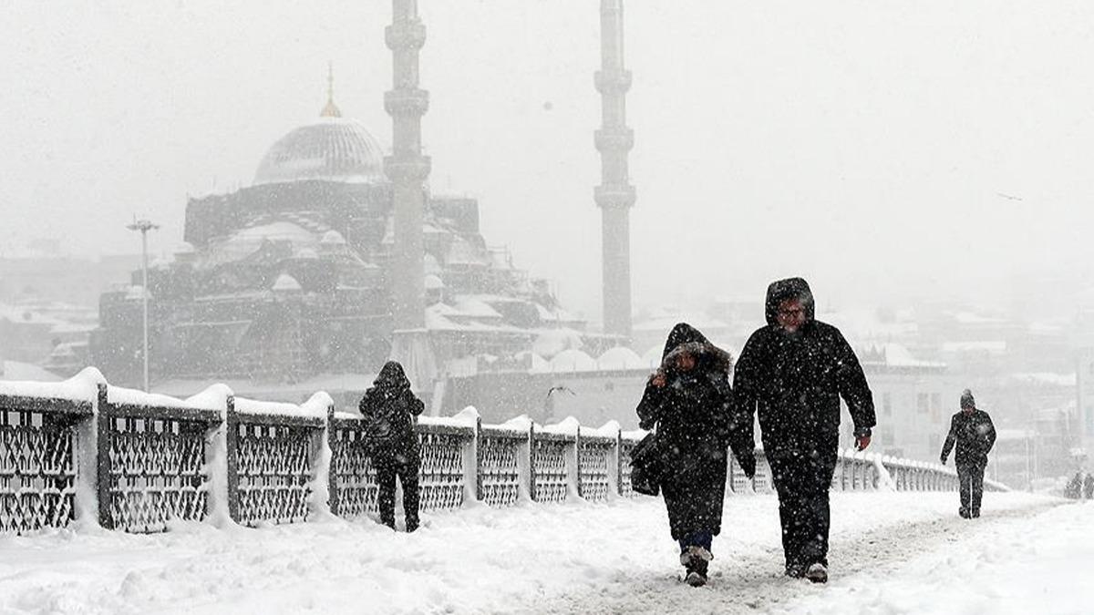 stanbul iin kar alarm! ''Okullar tatil olabilir''