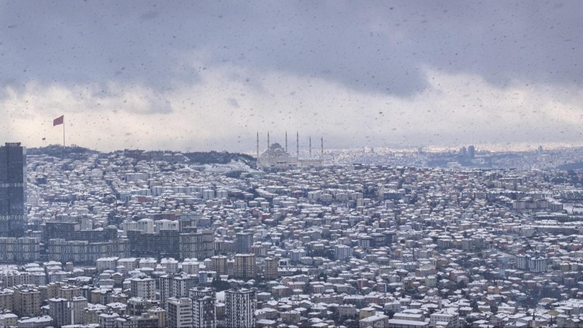 stanbul Valisi Gl'den 'olumsuz hava koullar' uyars: Zorunlu olmadka trafie kmayn