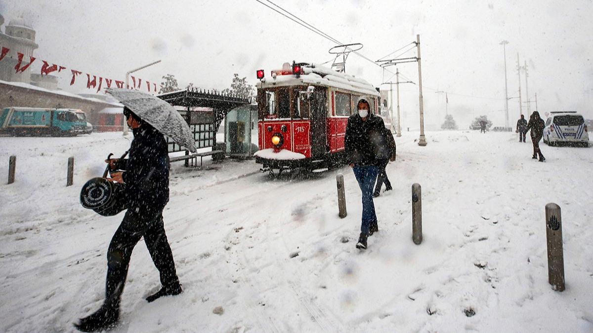 Kar ve frtna geliyor! stanbul iin turuncu alarm