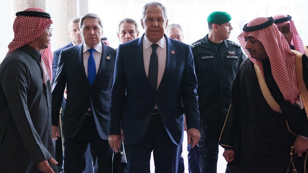 Lavrov: Putin-Trump grme hazrlklarnn balamasnda anlat