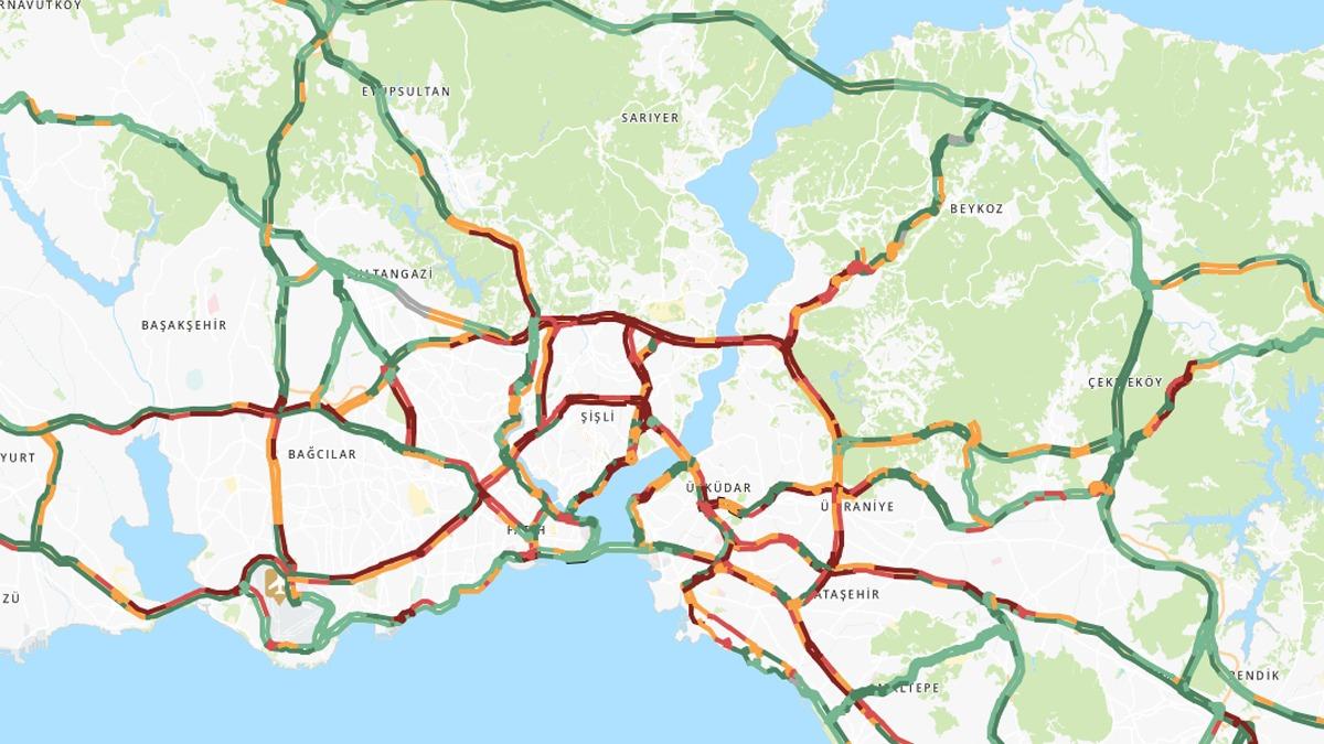 stanbul'da trafik younluu yzde 83 lld