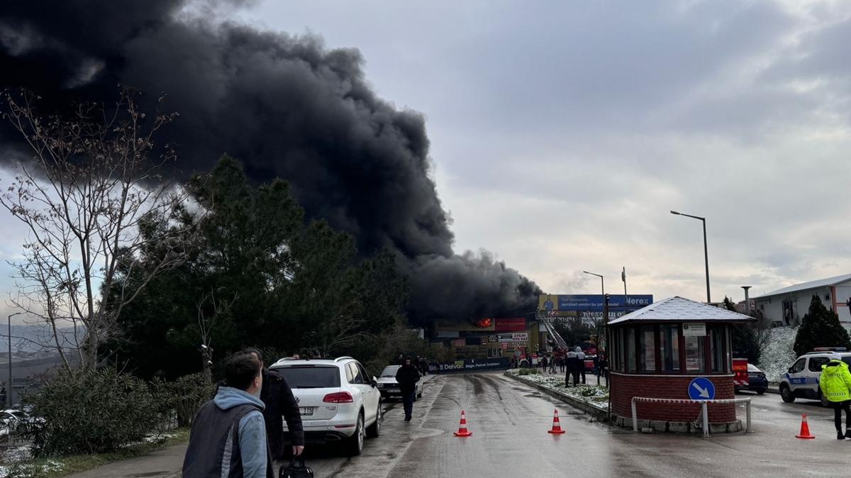 Bursa'da madeni ya dkkannda yangn