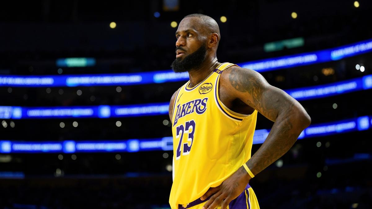 LeBron James 40 sayyla maa damga vurdu