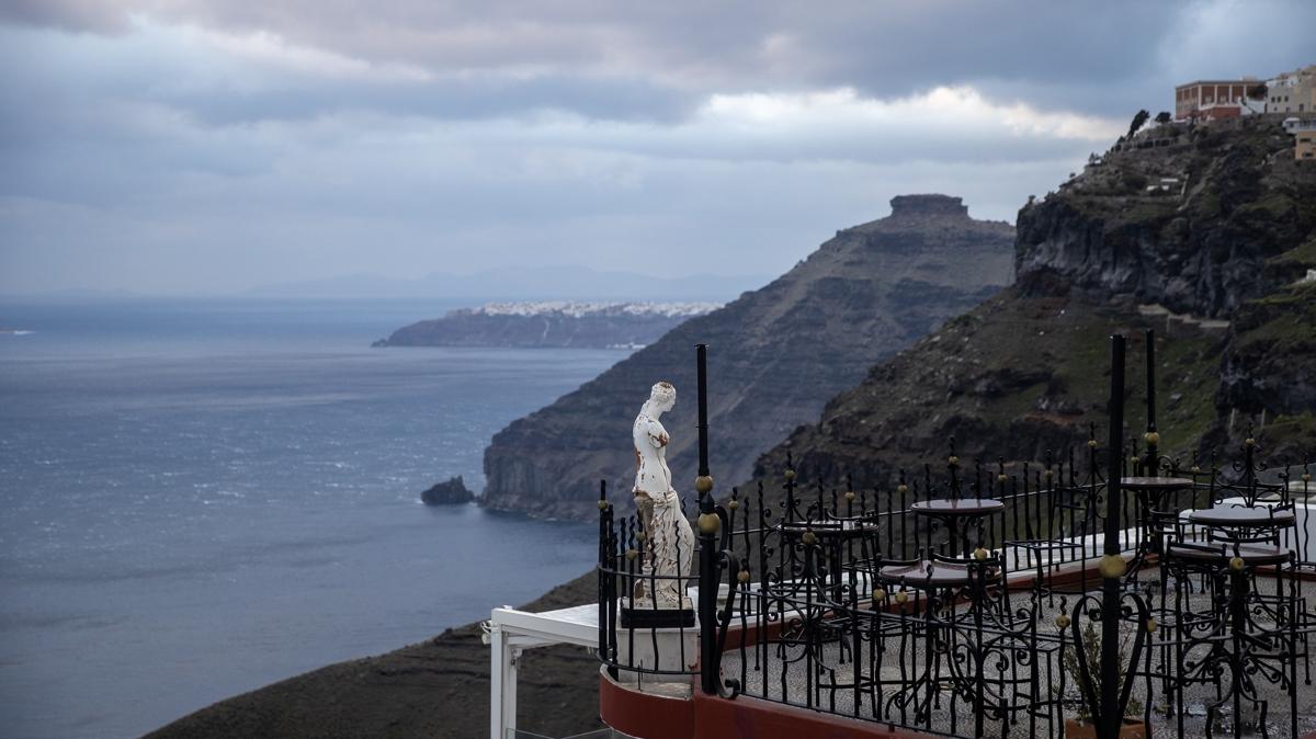 Yunanistan'dan korkutan aklama! Santorini'deki volkan aktif hale geldi