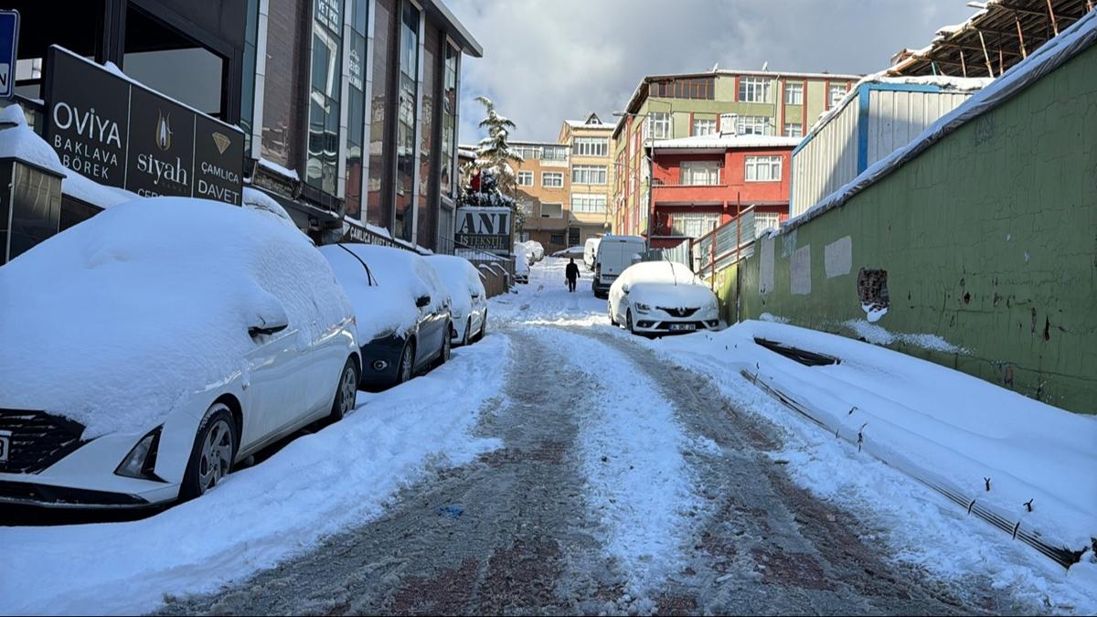 stanbul'da motosiklet ve motokuryelerin trafie kma kstlamas yarn sona erecek