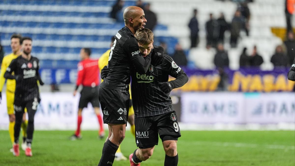 Semih Klsoy: Ole hocamz, bizimle ok ilgileniyor
