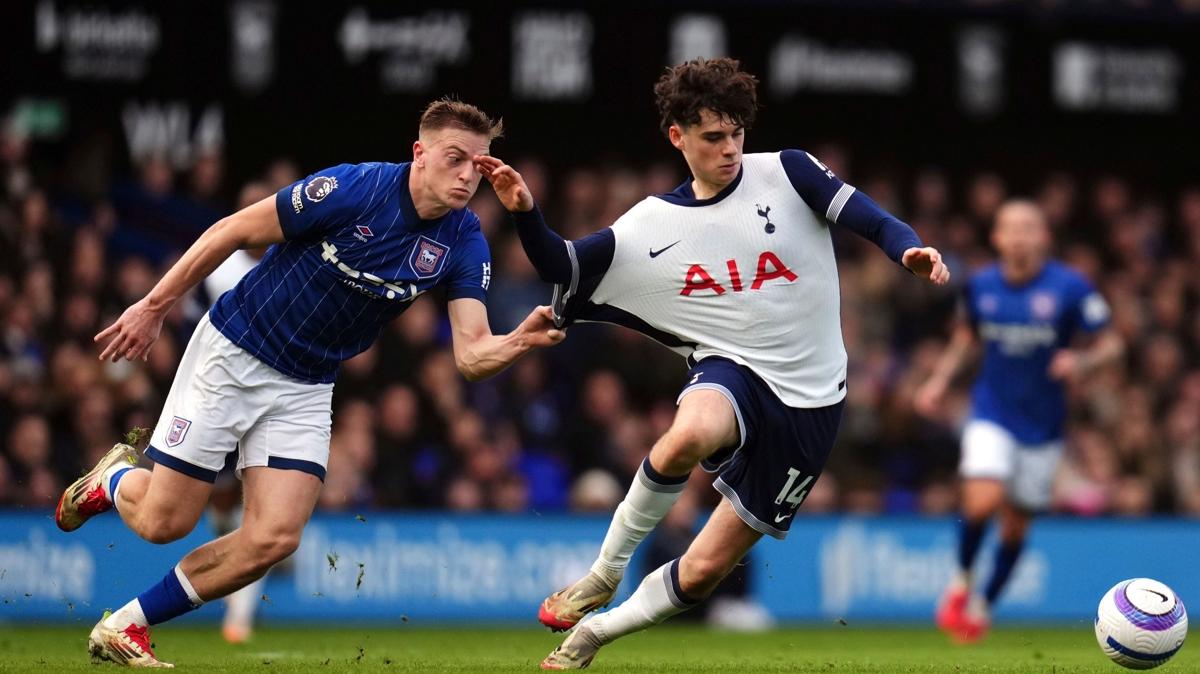 Tottenham, Ipswich'i 4'ledi