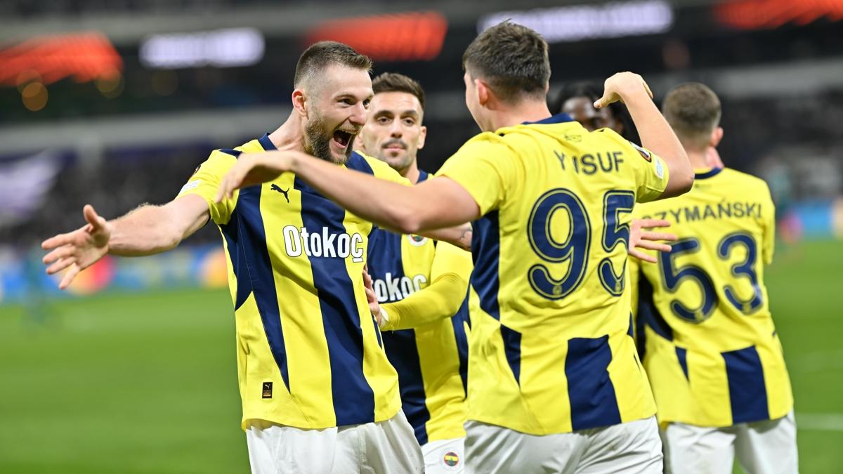 Fenerbahe'de tek hedef derbi galibiyeti  