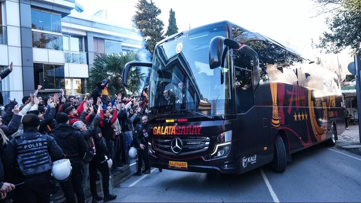 Galatasaray, derbi iin RAMS Park'a hareket etti