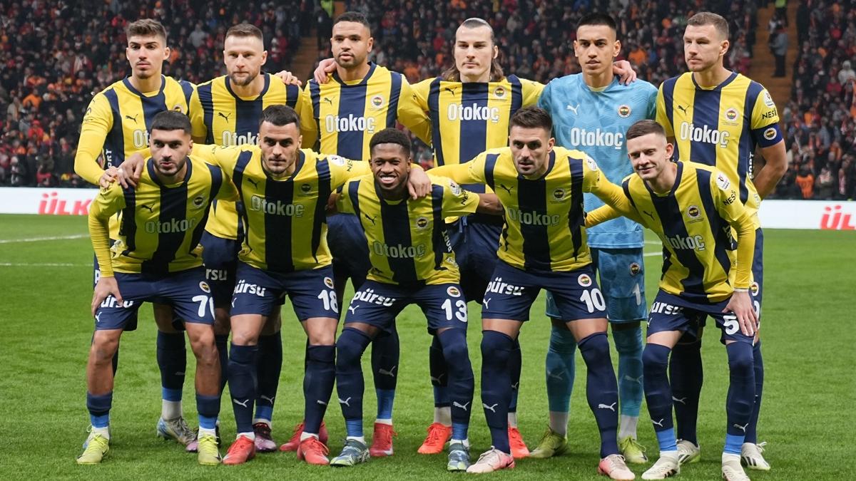 Fenerbahe kupada eyrek final iin sahaya kacak! Rakip Gaziantep FK