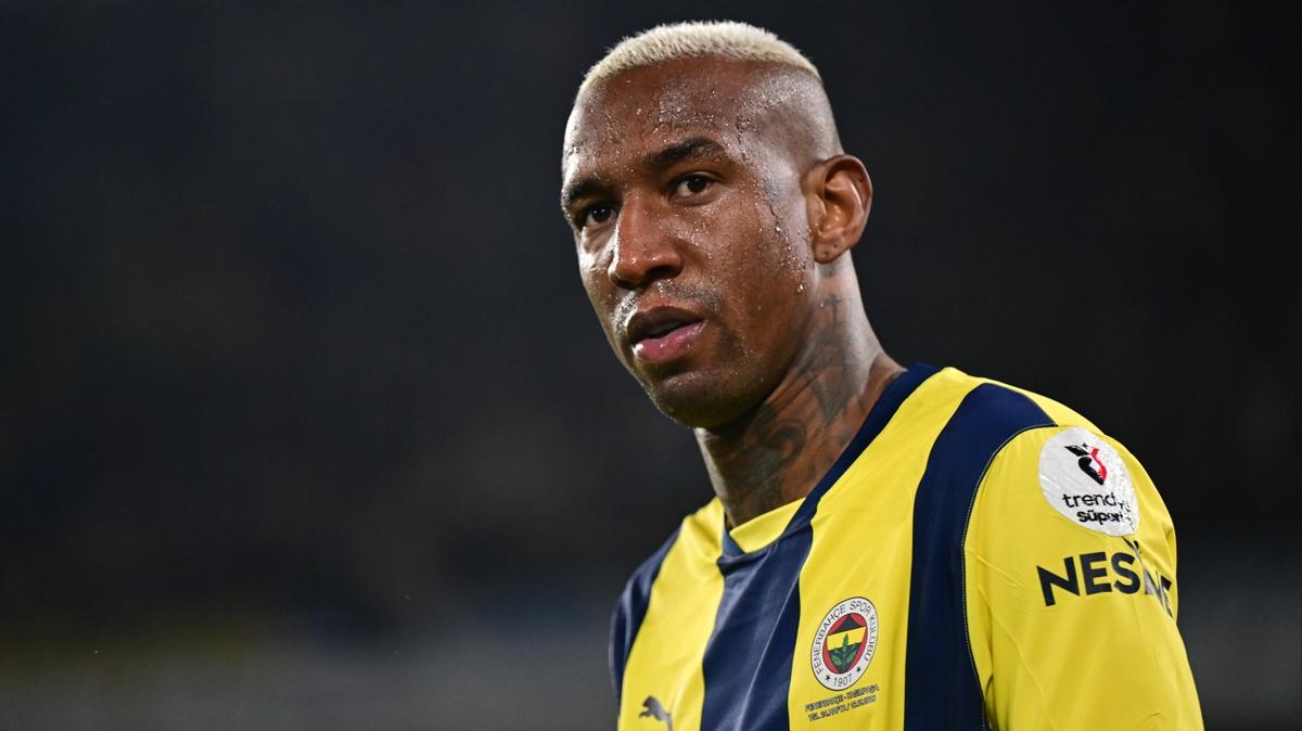 Anderson Talisca'nn gz ilk 11'de