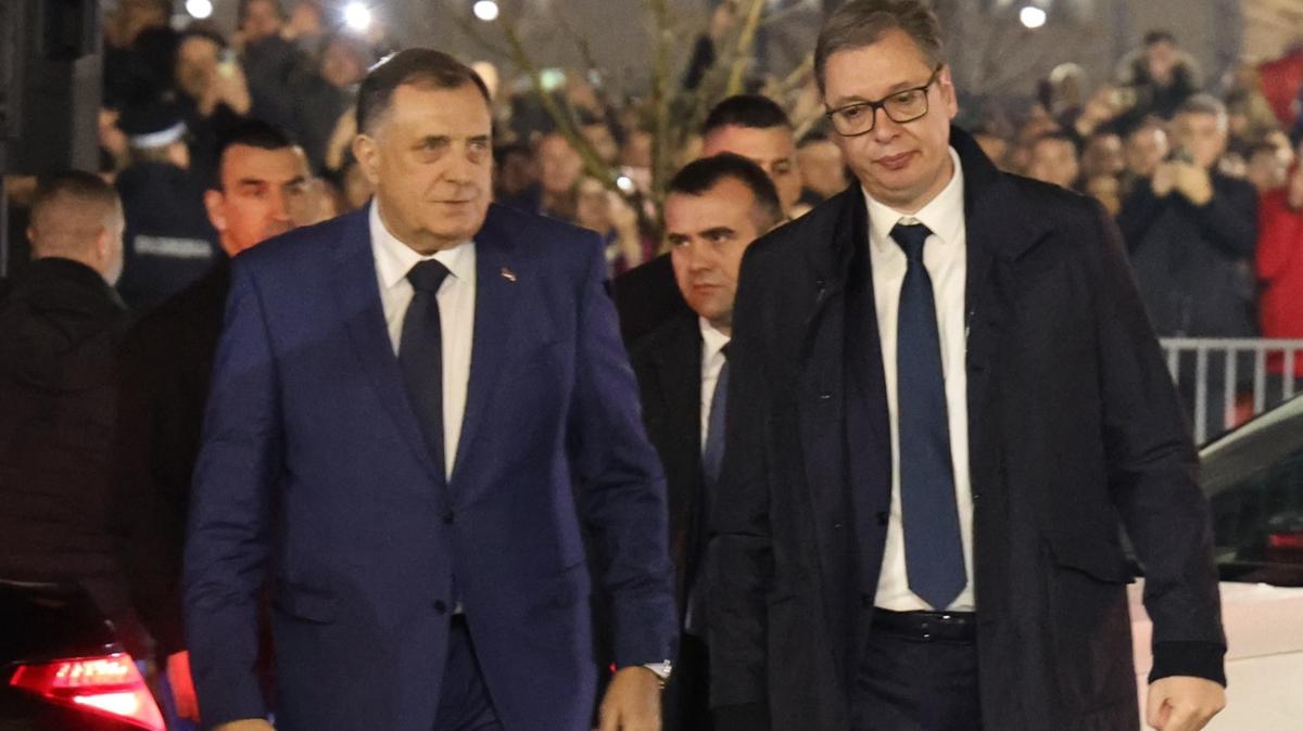 Vucic, Dodik'e destek iin Bosna Hersek'te