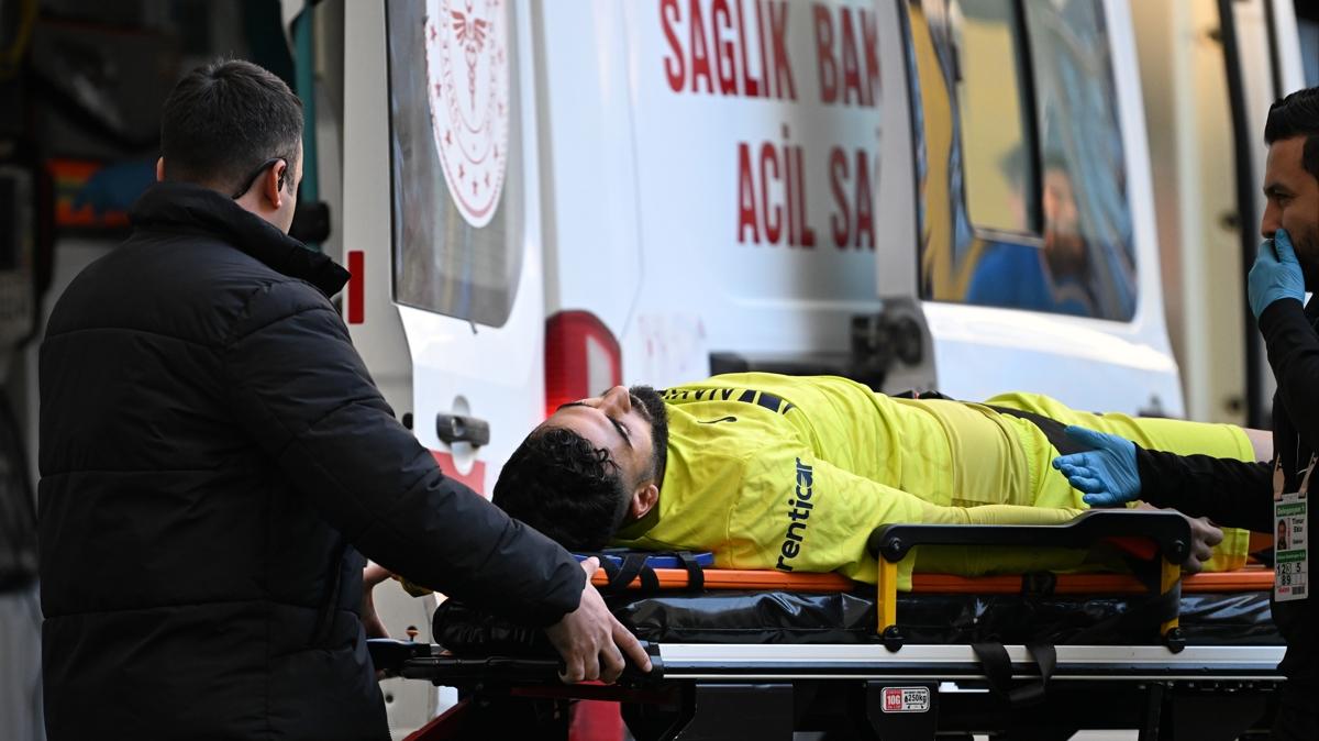 Adana Demirspor-Bodrum FK manda korkutan sakatlk! Ambulansla hastaneye gtrld