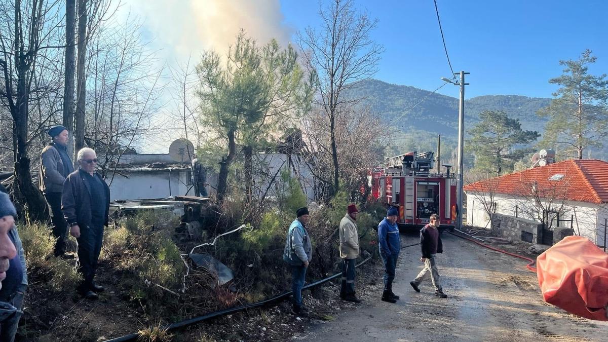 Fethiye'de facia: Yal ift hayatn kaybetti 