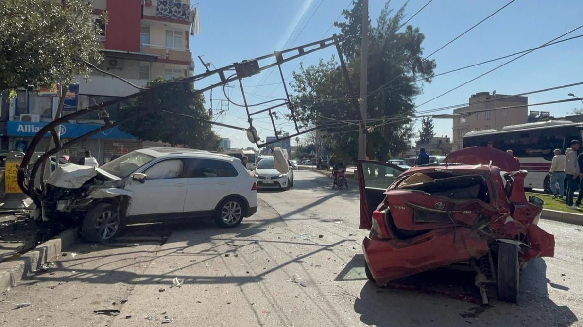 Korkutan zincirleme trafik kazas