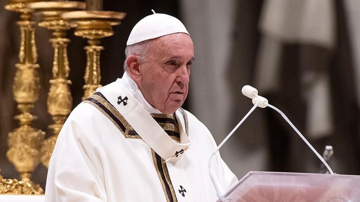 Vatikan'dan Papa'nn salk durumuna ilikin aklama 