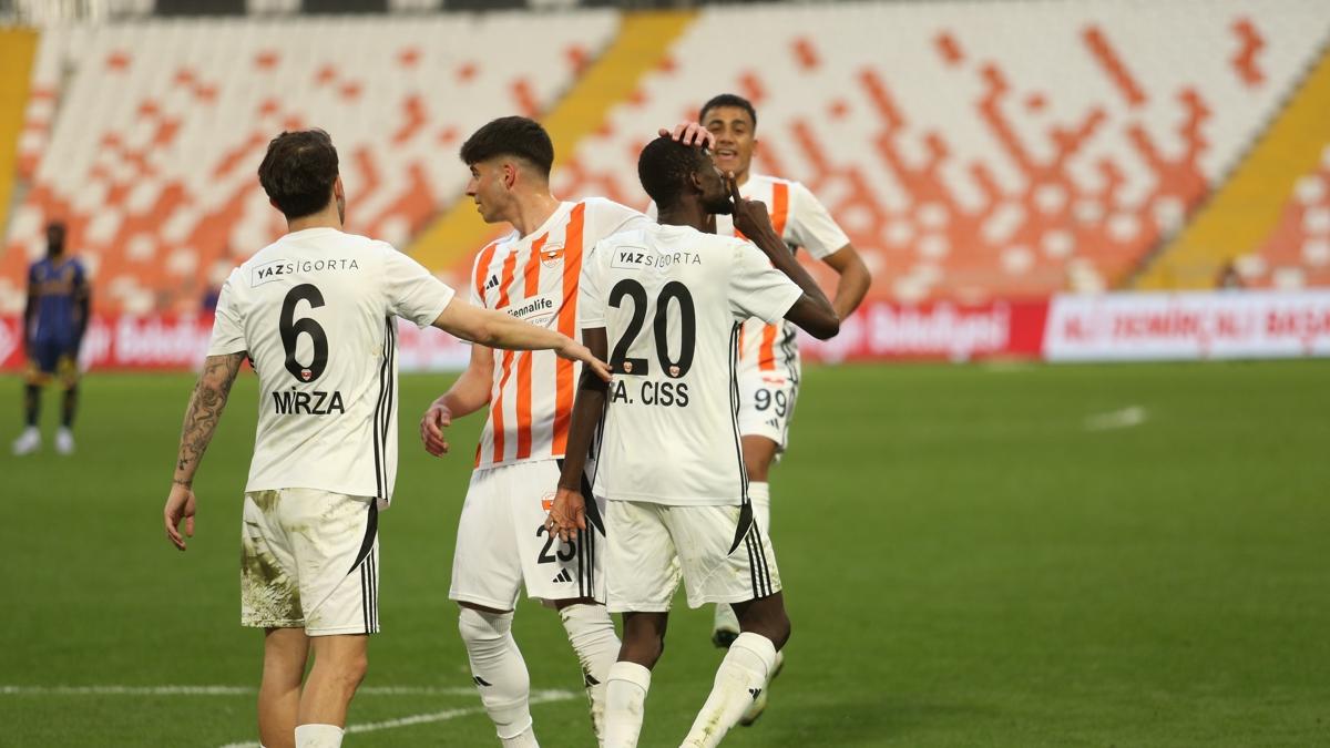 Adanaspor evinde Ankaragc'n 2 golle geti