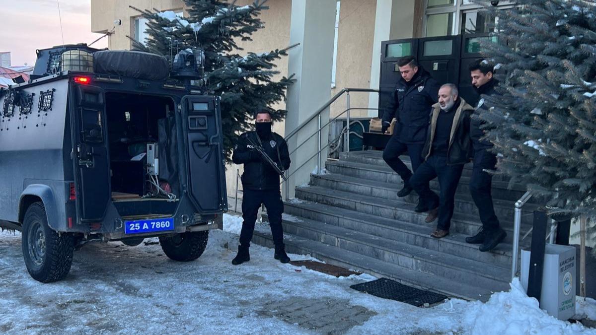 Krmz bltenle aranan firari zanl yakaland