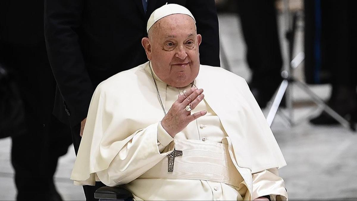 Papa Franciscus'un, bugn iki kez akut solunum yetmezlii geirdii bildirildi
