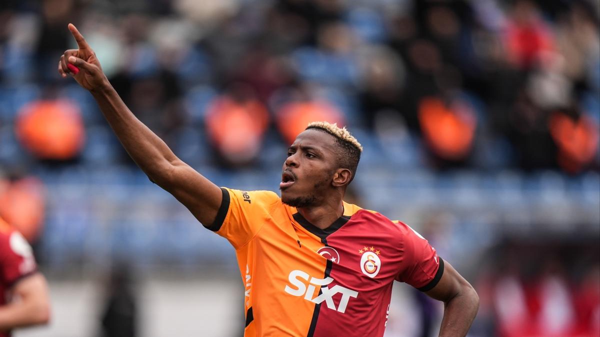 Victor Osimhen iin karar verildi! Yerine gelecek oyuncuyu duyurdular
