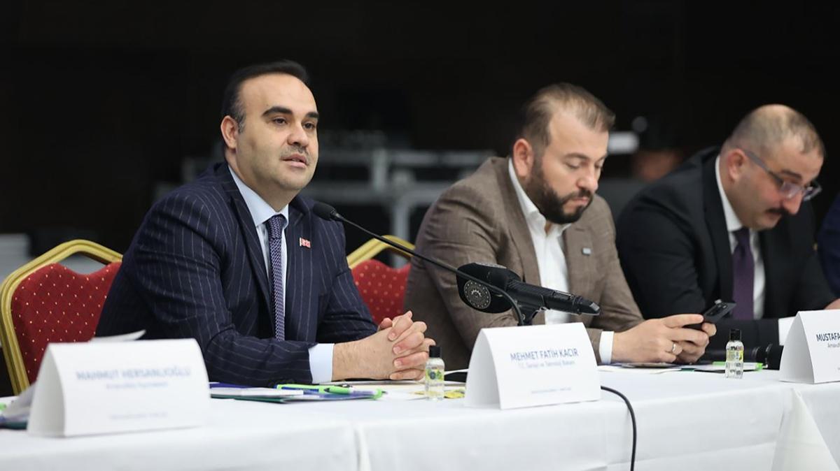 Bakan Kacr rakam verdi: Bin 918 kii bavuruda bulundu