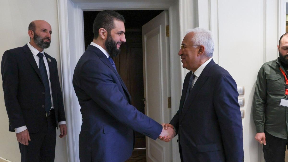 Costa, Ahmed ara ile bir araya geldi