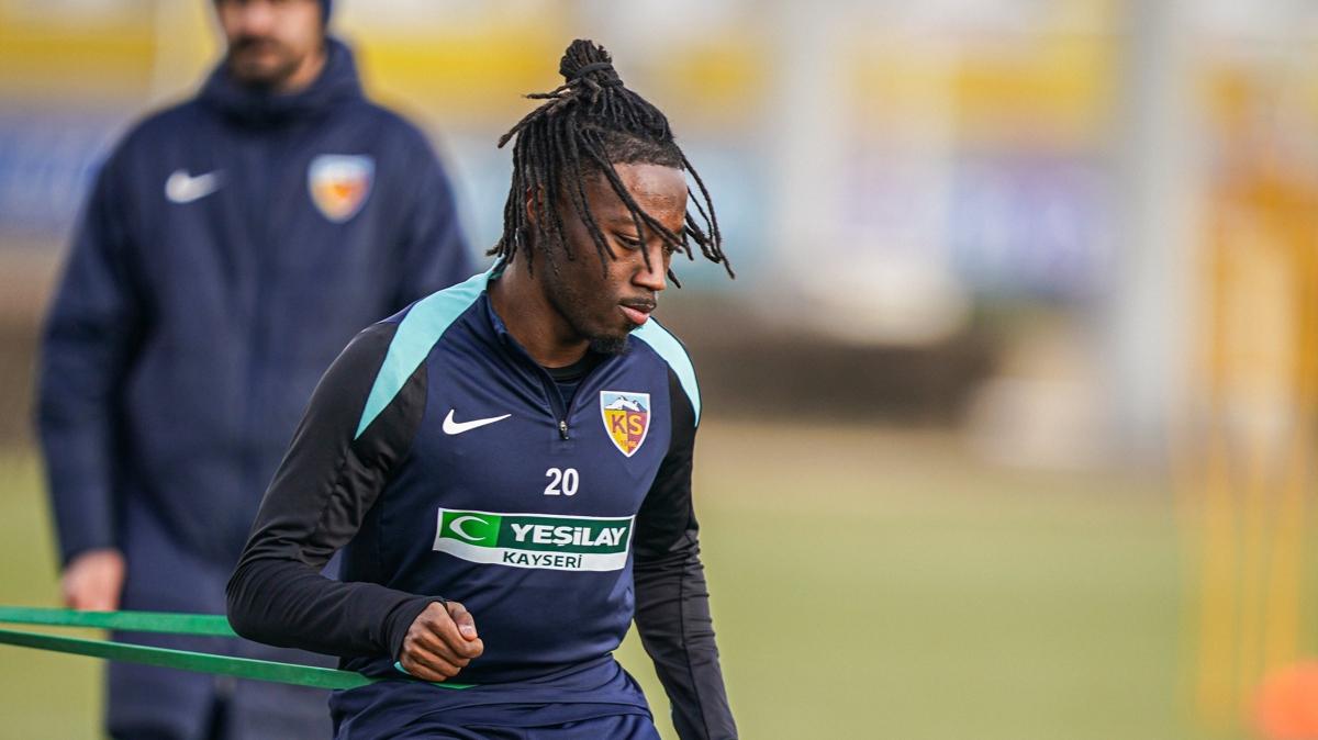 Kayserispor, Baakehir mann hazrlklarna devam etti