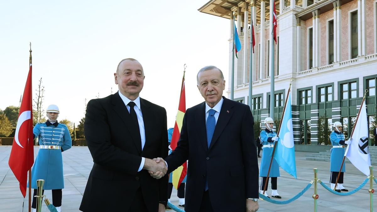 Cumhurbakan Erdoan, Azerbaycan Cumhurbakan Aliyev ile bir araya geldi