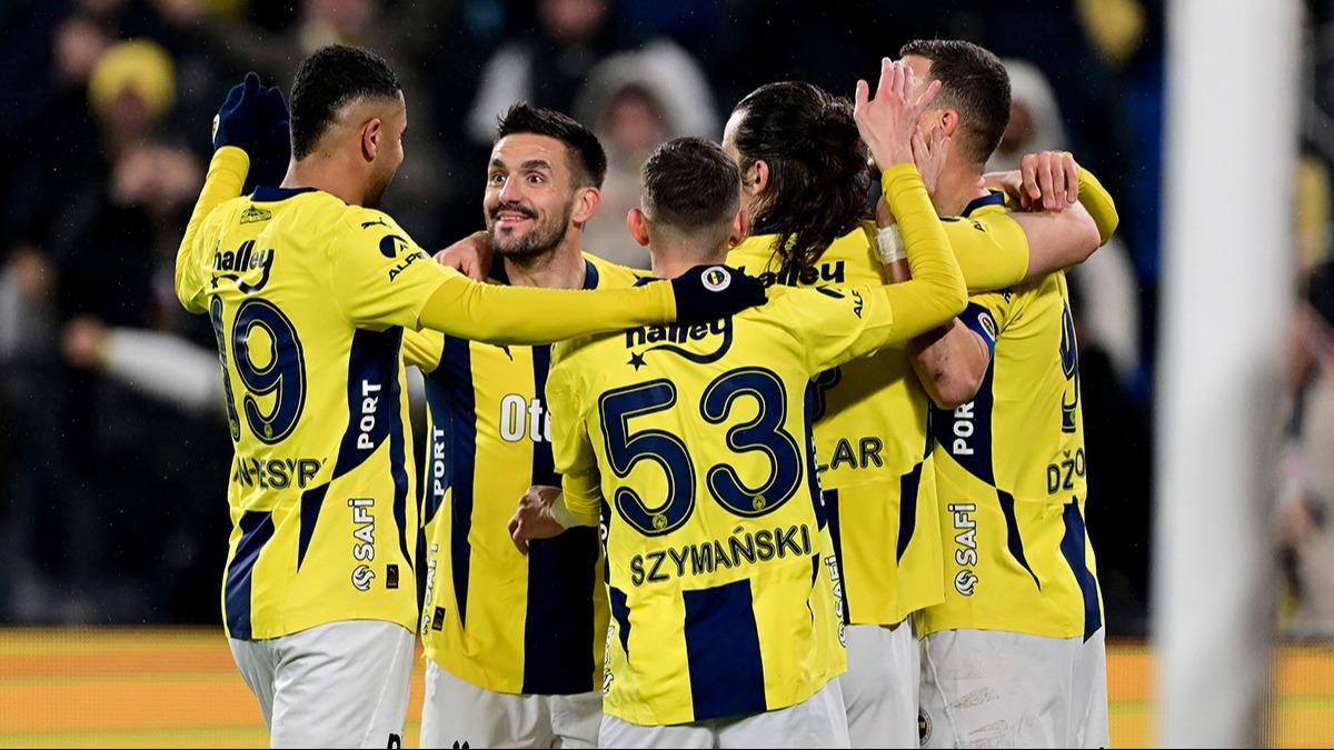 Fenerbahe sahasnda avantaj arayacak! Kritik mata rakip Rangers