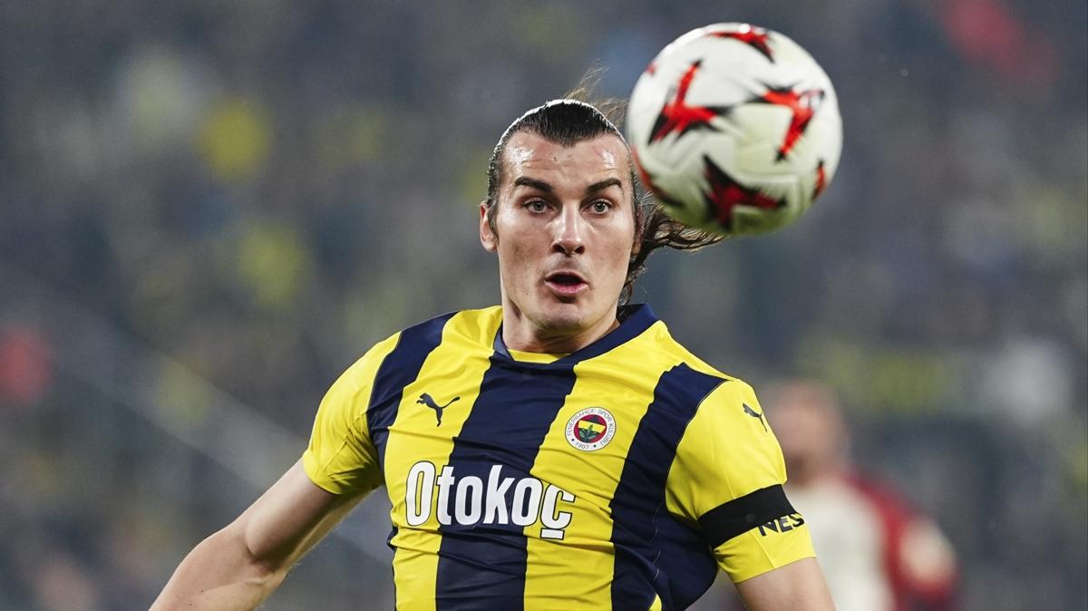 Fenerbahe'de sakatlk! Oyuna devam edemedi