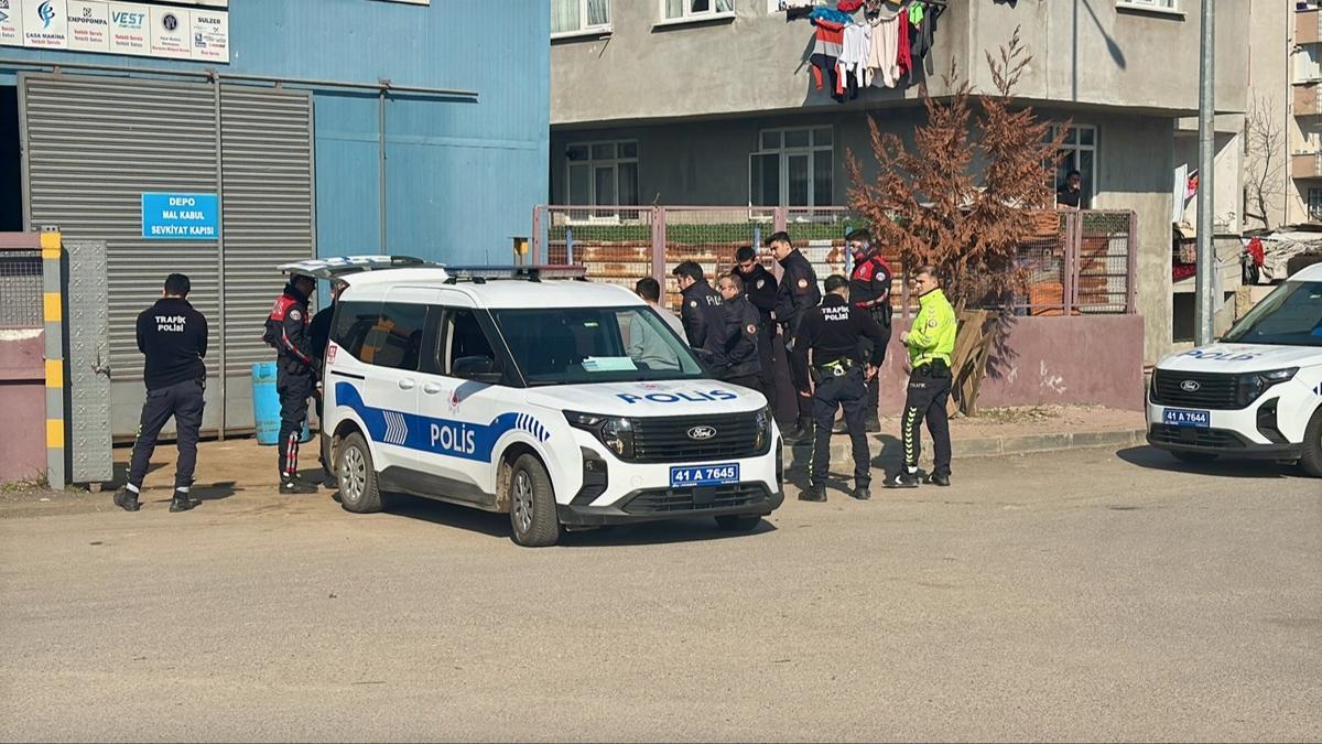 Kocaeli'de silahl kavgada 1 kii yaraland