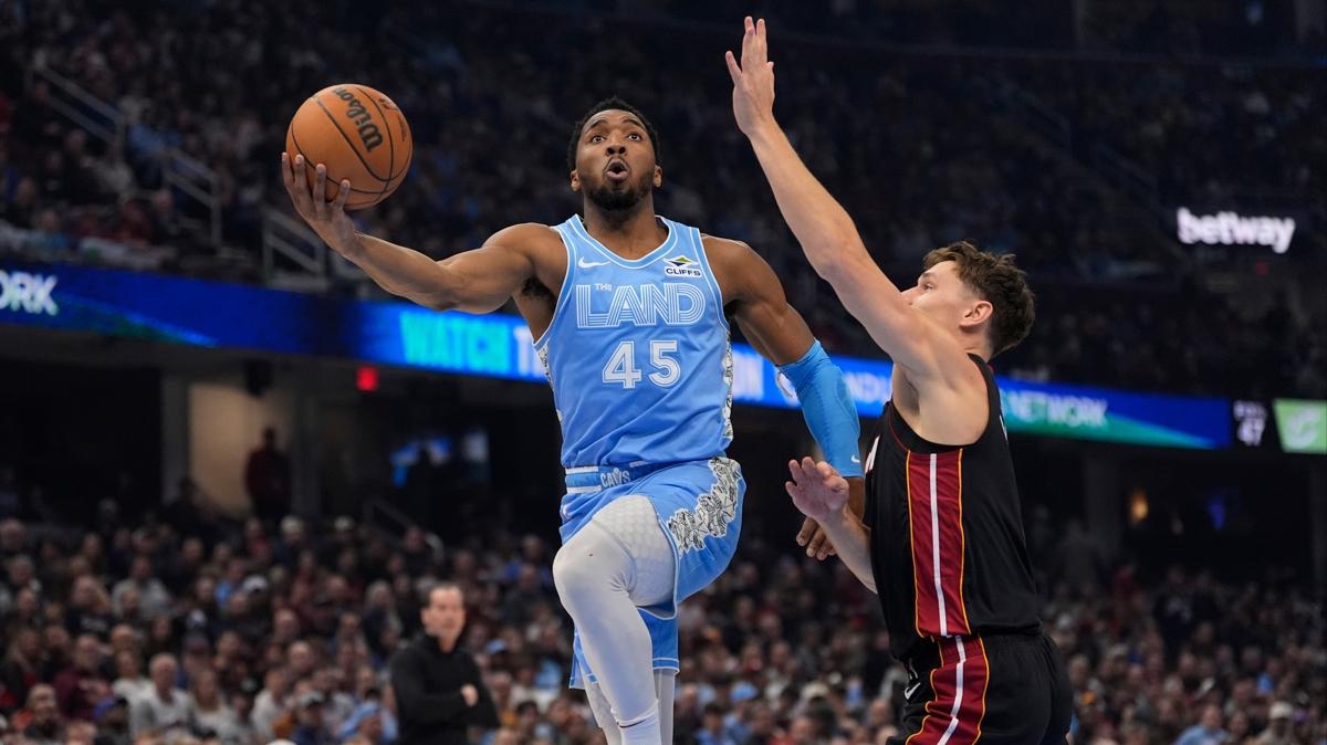 Play-off'a kalmay garantileyen ilk takm Cavaliers
