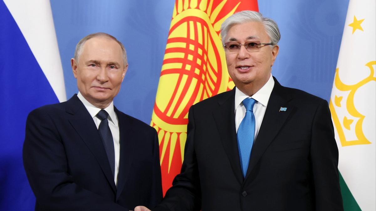 Putin, Tokayev ile grt