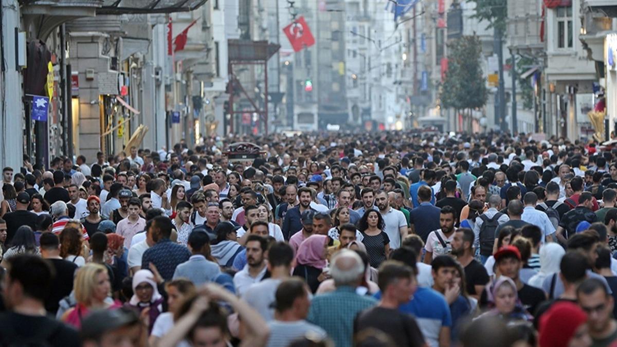 Türkiye nüfusunun yüzde 50,02'sini erkekler oluşturuyor