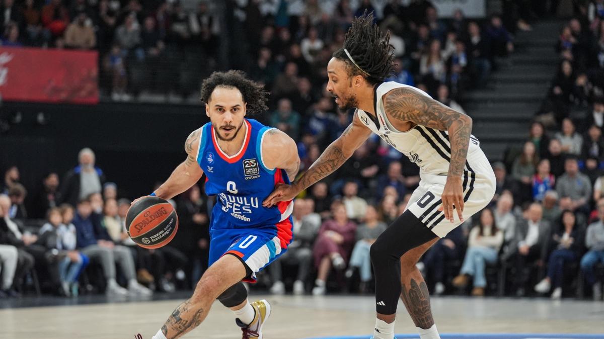 Anadolu Efes evinde hata yapmad