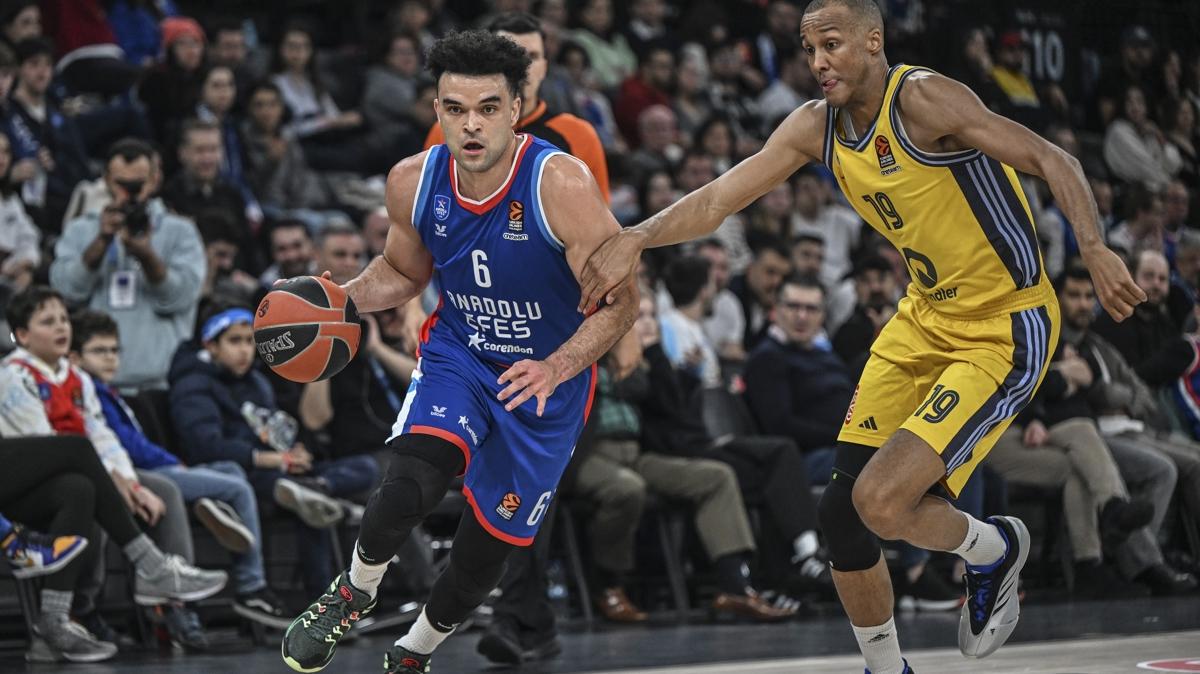 Anadolu Efes'in konuu Bologna
