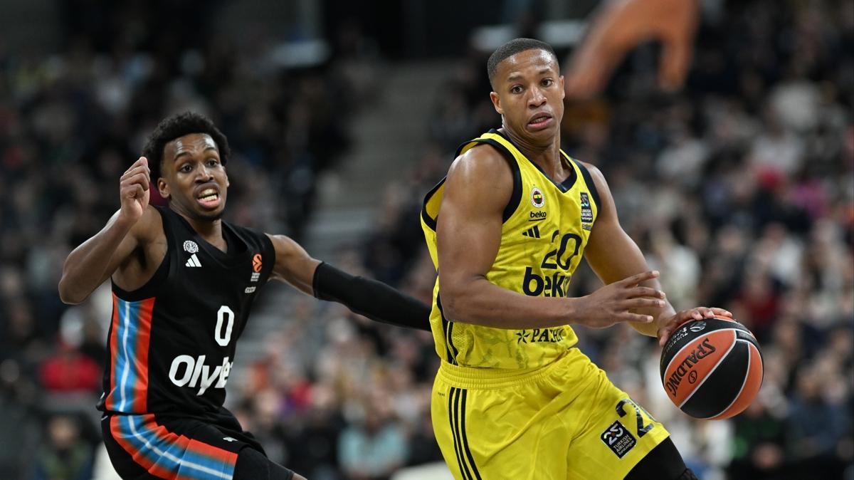 EuroLeague'de temsilcilerimiz 2'de 2 yapt