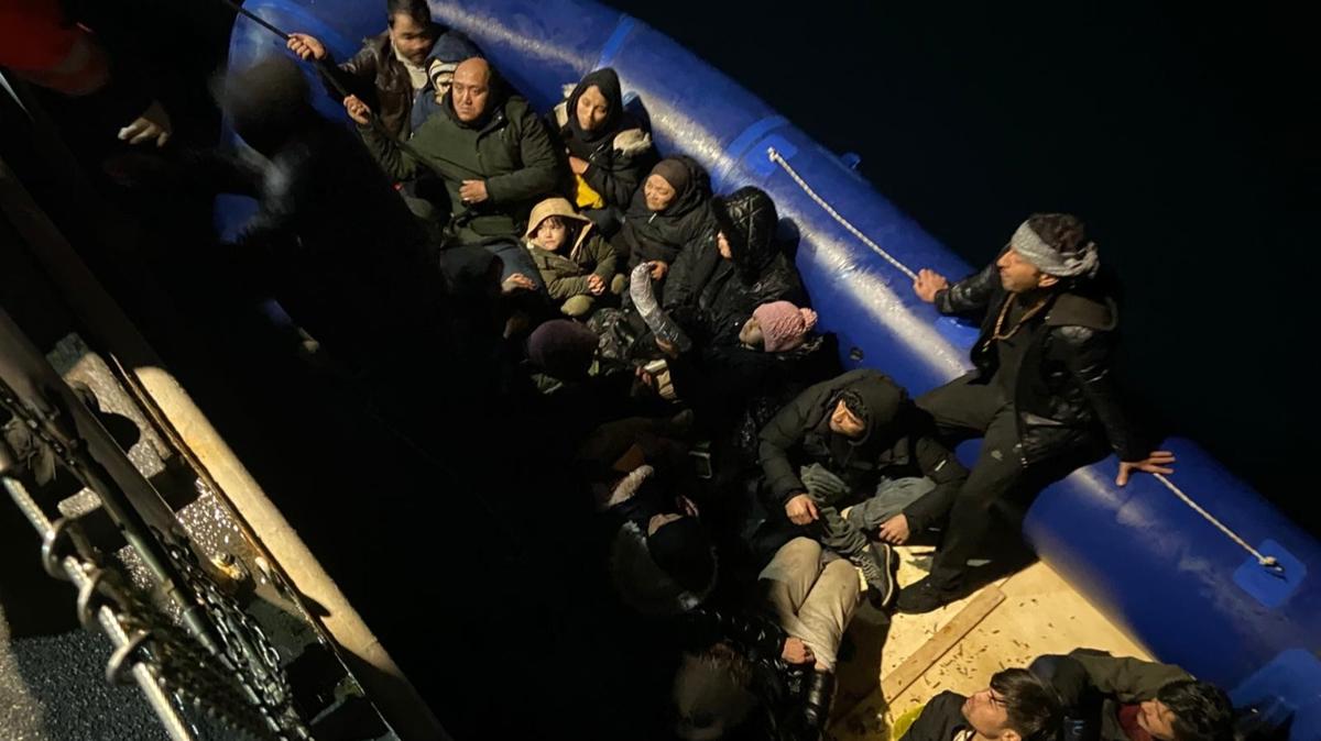 zmir aklarnda 50 dzensiz gmen yakaland