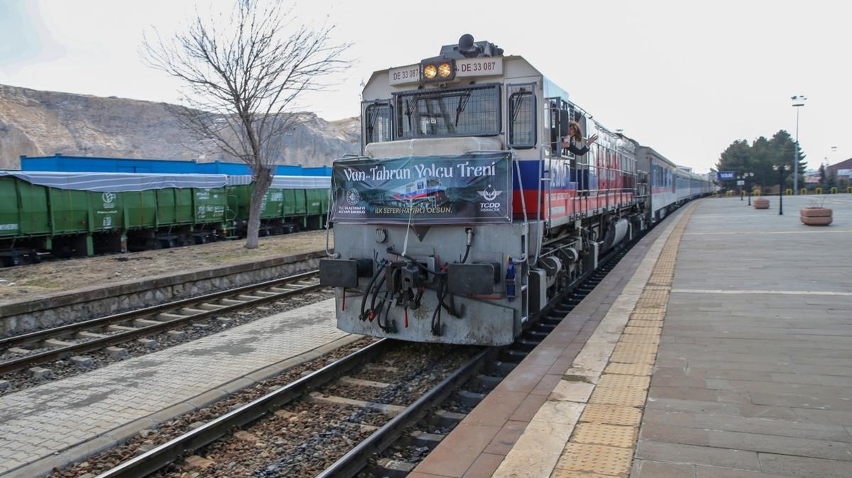 Van-Tahran tren seferleri 5 yl arann ardndan yeniden balad