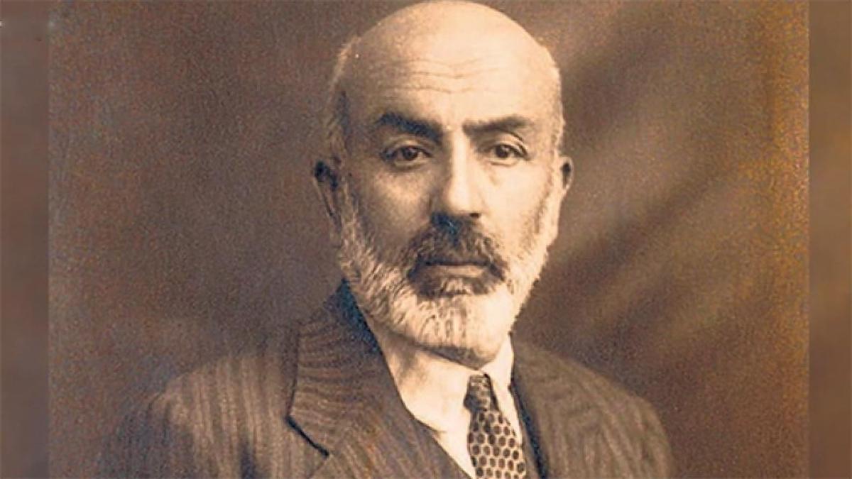 Mehmet Akif Ersoy stiklal Mar'nn kabulnn 104. yl dnmnde anlyor