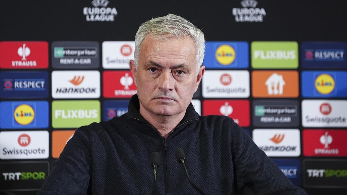 ''Bir eyler deimeden ampiyonluk imkansz'' Jose Mourinho'dan arpc itiraf! 