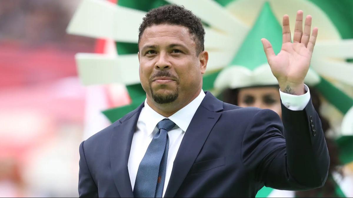 Ronaldo Nazario federasyon bakanl adaylndan ekildi