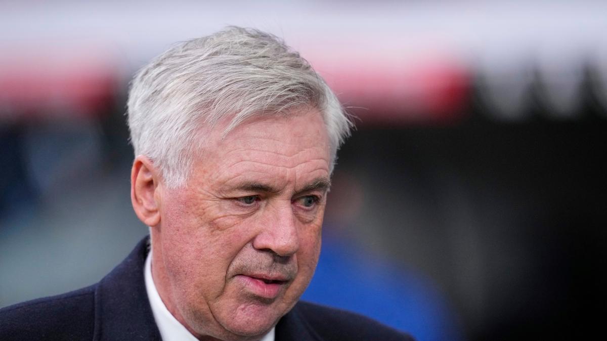 Carlo Ancelotti'den fikstr tepkisi