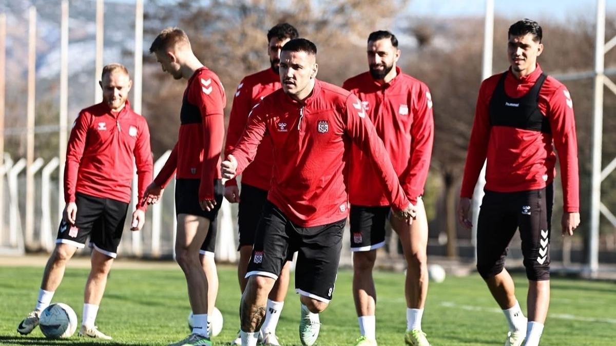 Sivasspor, Hatayspor mesaisinde